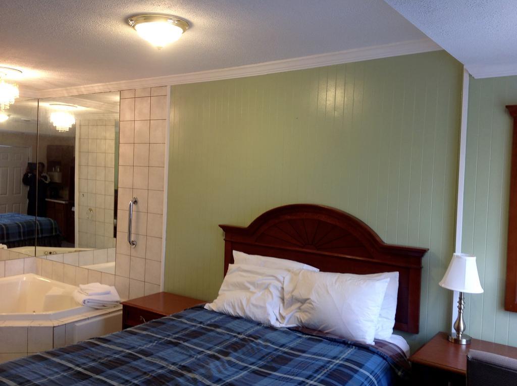 Webster Relax Inn מראה חיצוני תמונה